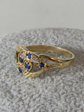 Inel Damă din Aur 14K cu Pietricele Albe și Albastre – Design Extravagant Elegant