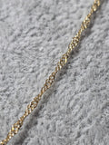 Lănțișor Delicat din Aur 14K cu Pandantiv Fluture – Eleganță și Feminitate