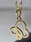 Lănțișor Delicat din Aur 14K cu Pandantiv Fluture – Eleganță și Feminitate