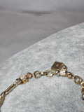 Brățară din Aur 14K cu Lacăt Decorativ, Bănuți și Elemente Ornamentale