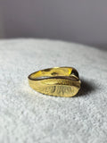 Inel bărbătesc lat din aur galben 18K, model geometric, mărimea 56–57, 5,55 g